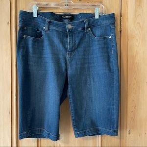 Liverpool Los Angeles Bermuda Womens Shorts